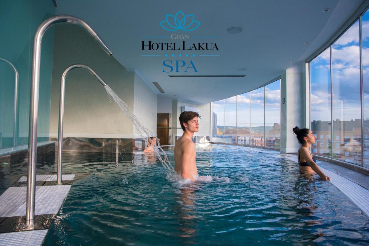 Gran Hotel Lakua Витория-Гастейс Екстериор снимка